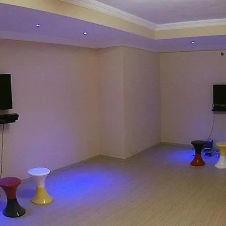 公寓 A & J - Aegean Heights - Ground Floor 阿库布克